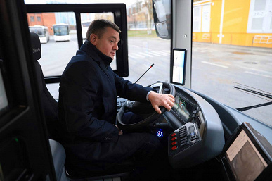 В РФ тестируют новый электробус «Синара-6253». С рекордным для российского транспортного рынка запасом хода 250 км, USB-зарядками, Wi-Fi и системой ADAS